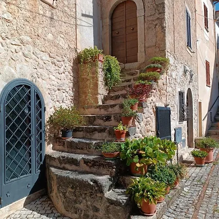 La Casa Del Castello Сasa de vacaciones Alvito